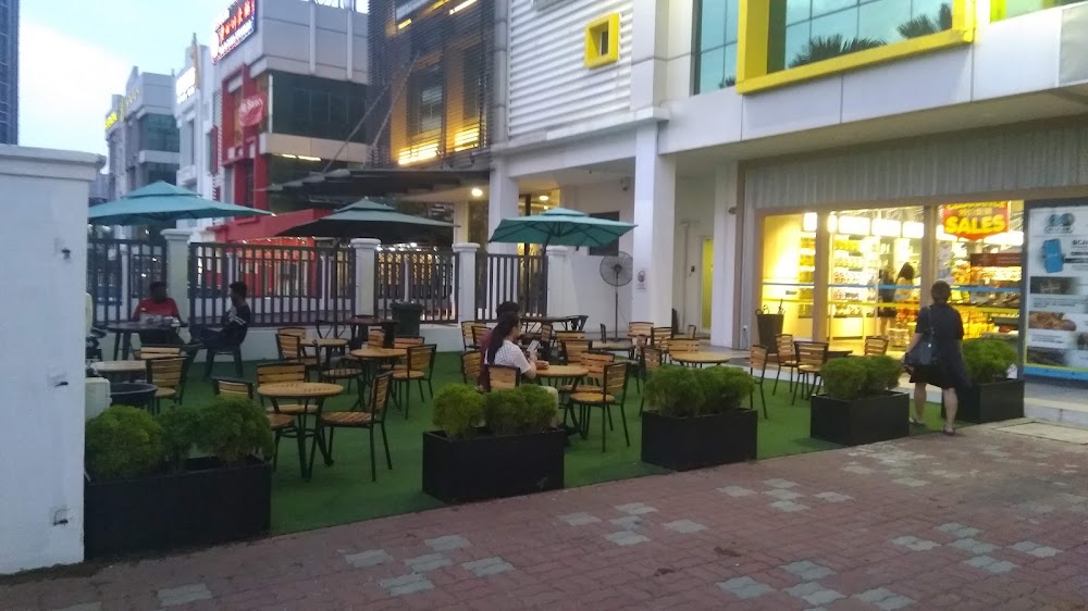 EZGO The Cube Cafe