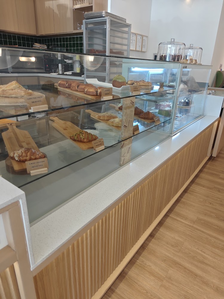 Que Cafe Pastries & Dessert